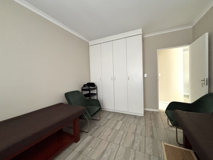 2 Bedroom Property for Sale in Parklands North Western Cape